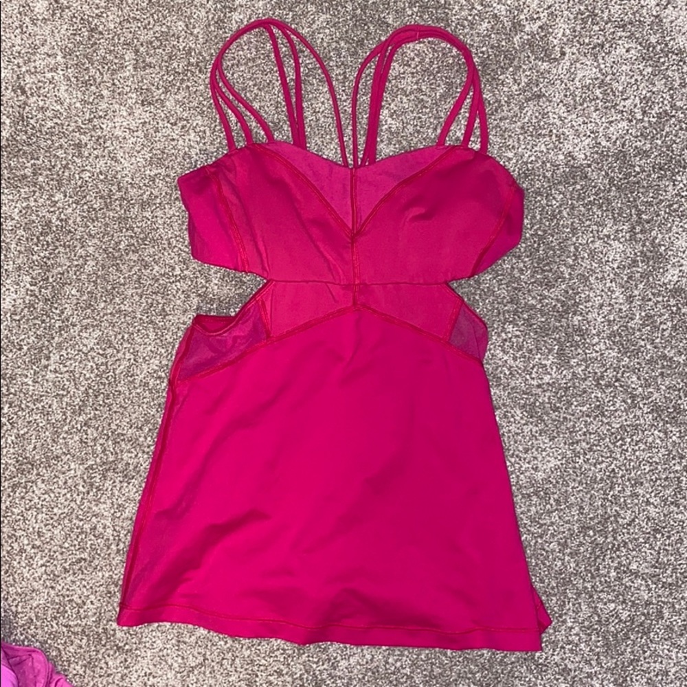 Lululemon pink tank top